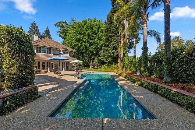 3630 Charring Ln, Carmichael, CA 95608