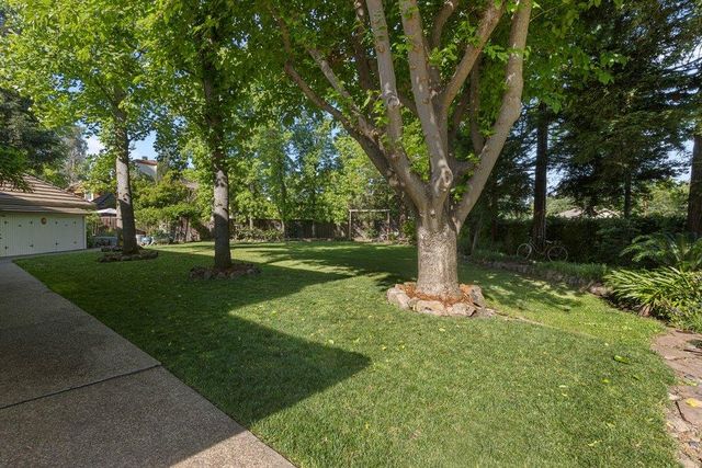 3630 Charring Ln, Carmichael, CA 95608