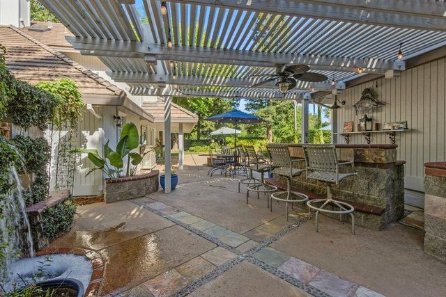 3630 Charring Ln, Carmichael, CA 95608