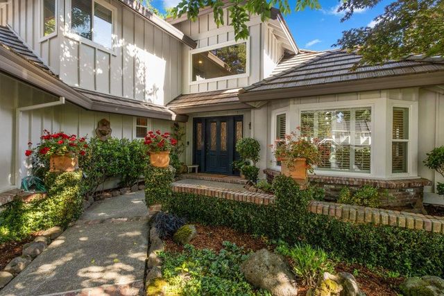 3630 Charring Ln, Carmichael, CA 95608