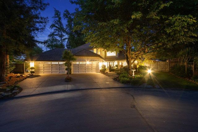 3630 Charring Ln, Carmichael, CA 95608