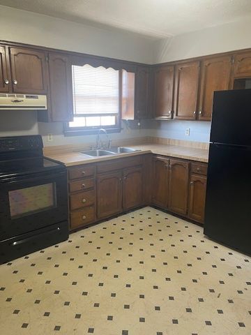 187 Mack Alice Dr, Gallatin, TN 37066