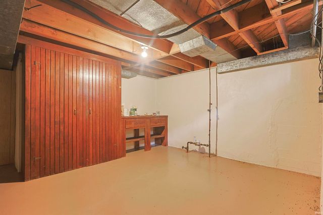 1440 E Colfax Avenue, South Bend, IN 46617