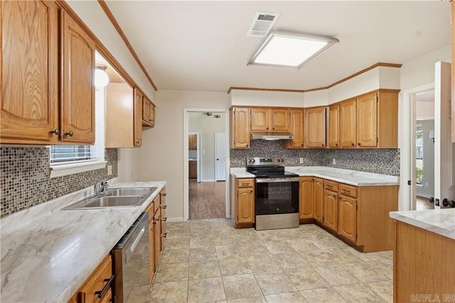2503 W 2Nd Pl Place, Russellville, AR 72801