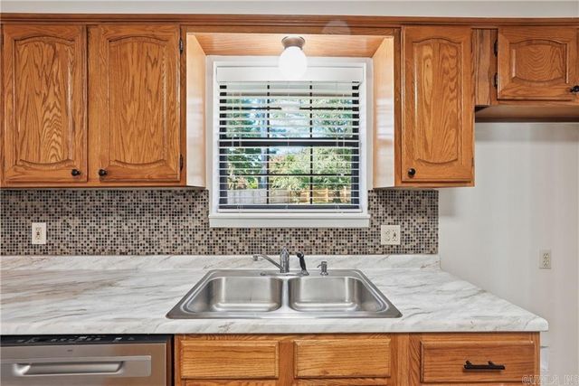 2503 W 2Nd Pl Place, Russellville, AR 72801