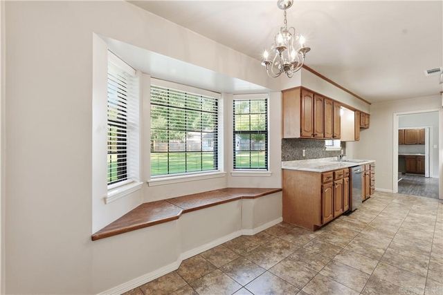2503 W 2Nd Pl Place, Russellville, AR 72801