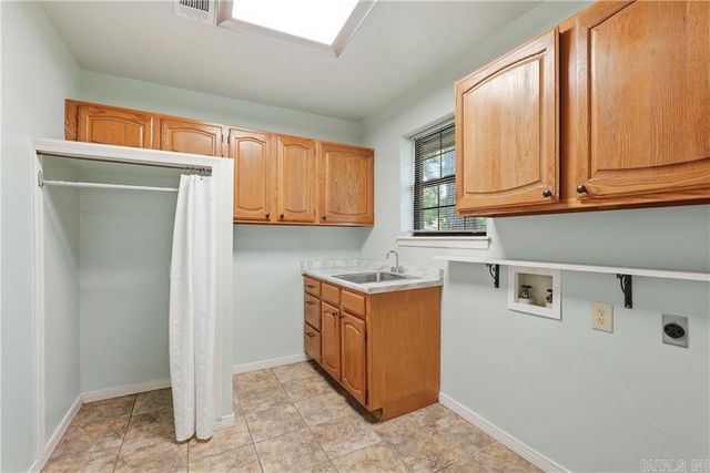 2503 W 2Nd Pl Place, Russellville, AR 72801