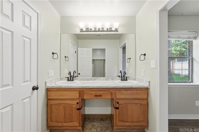 2503 W 2Nd Pl Place, Russellville, AR 72801