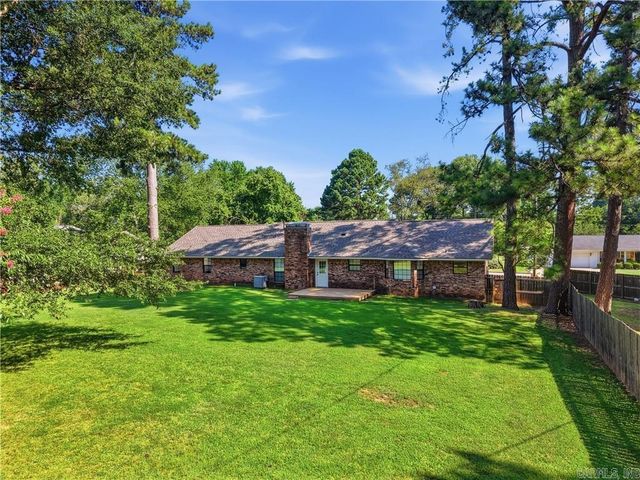 2503 W 2Nd Pl Place, Russellville, AR 72801