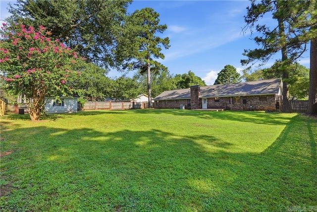 2503 W 2Nd Pl Place, Russellville, AR 72801