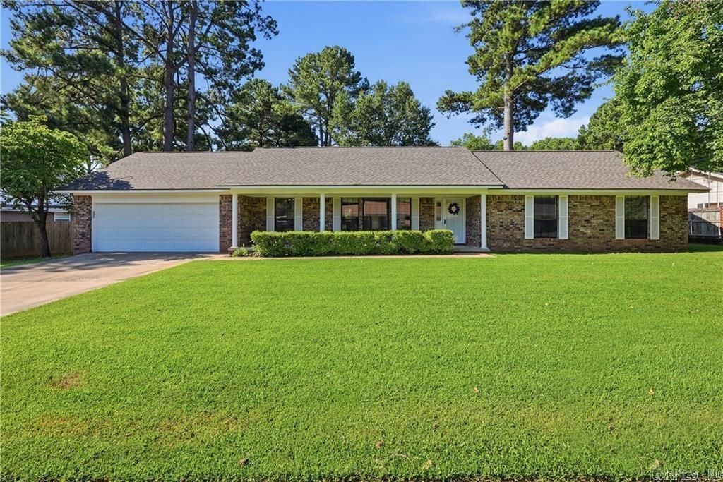 2503 W 2Nd Pl Place, Russellville, AR 72801