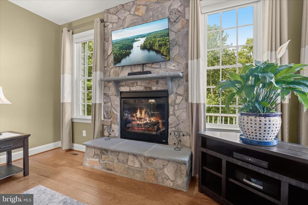 Image 6 of property listing at 2431 ANDERSON HILL ST, Marriottsville, MD 21104