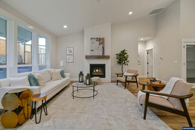 6752 Naomi Danielle St SE, Salem, OR 97306