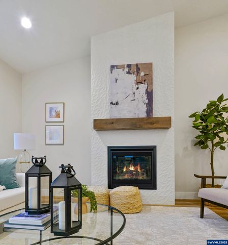 6752 Naomi Danielle St SE, Salem, OR 97306