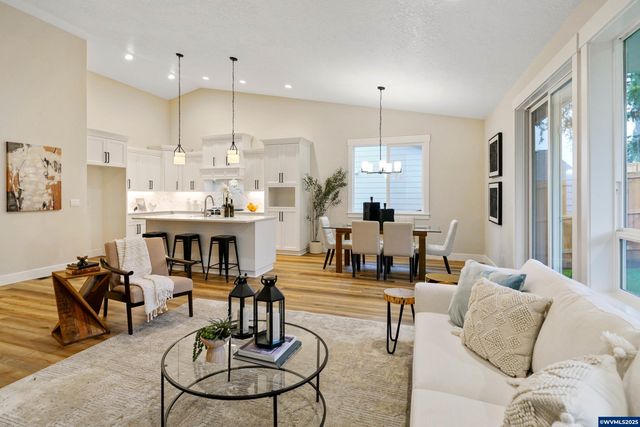 6752 Naomi Danielle St SE, Salem, OR 97306