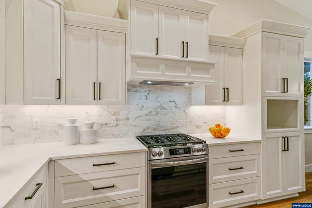 6752 Naomi Danielle St SE, Salem, OR 97306