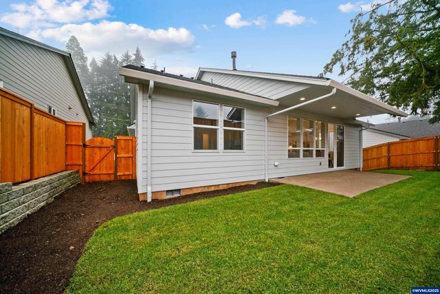 6752 Naomi Danielle St SE, Salem, OR 97306