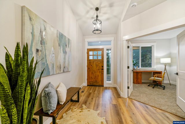 6752 Naomi Danielle St SE, Salem, OR 97306