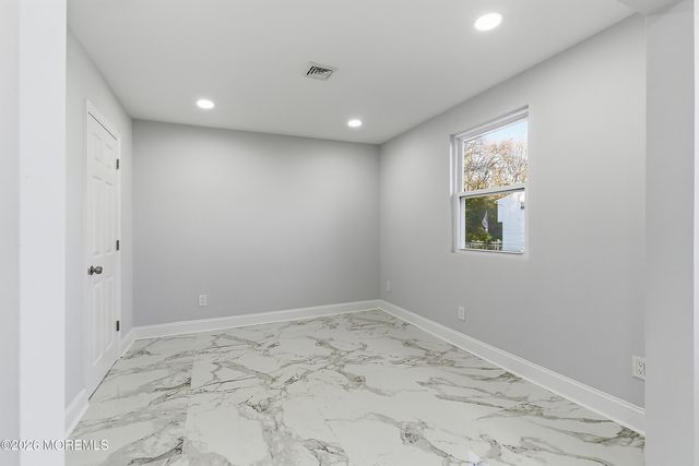 105 Floyd Lane, Little Egg Harbor, NJ 08087