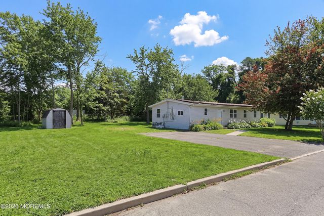105 Floyd Lane, Little Egg Harbor, NJ 08087