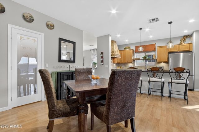 9333 W PONTIAC Drive, Peoria, AZ 85382