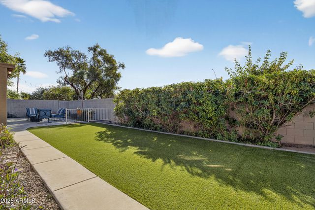 9333 W PONTIAC Drive, Peoria, AZ 85382