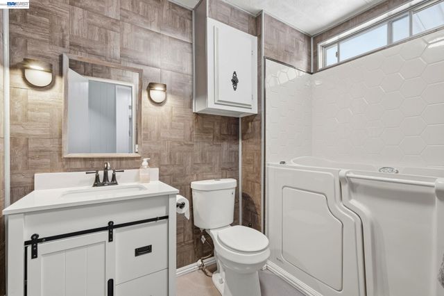29143 Colorado Rd. 174, Hayward, CA 94544