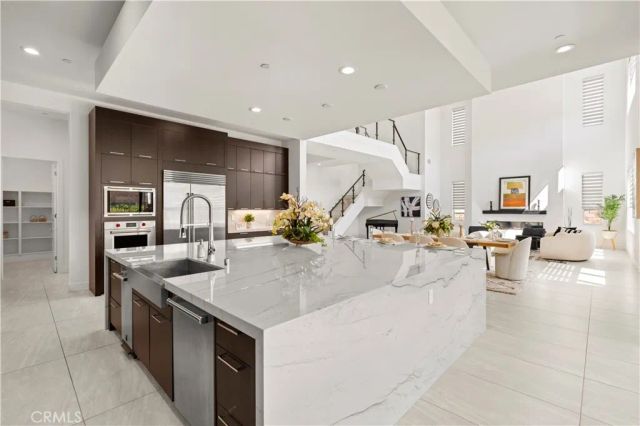20048 W Mersey, Northridge, CA 91326