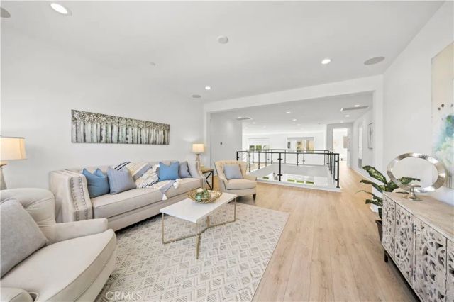 20048 W Mersey, Northridge, CA 91326