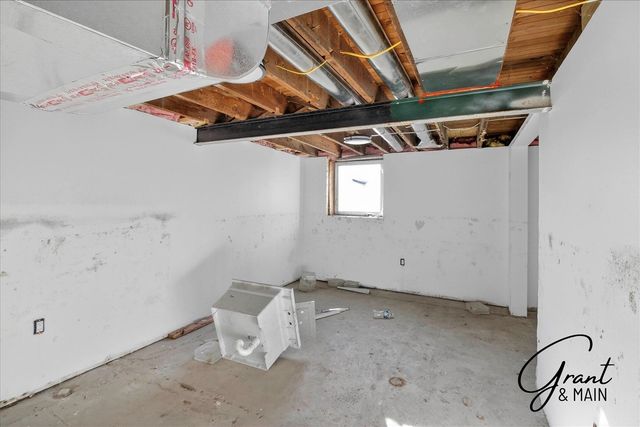 11627 Haller Street, Livonia, MI 48150