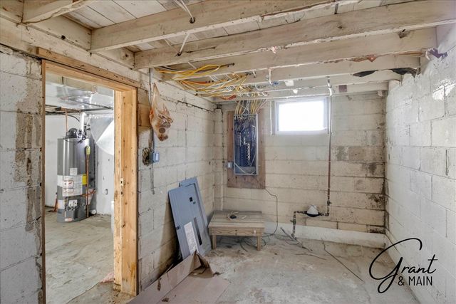 11627 Haller Street, Livonia, MI 48150