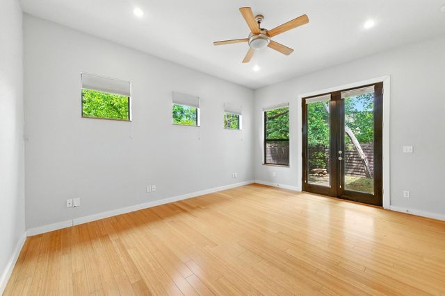 308 Terrace DR B, Austin, TX 78704