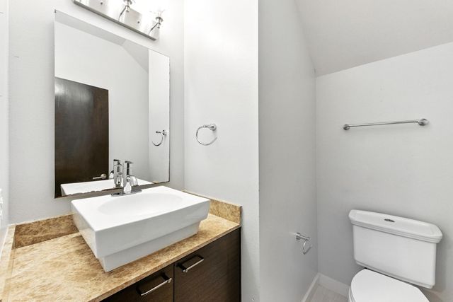 308 Terrace DR B, Austin, TX 78704