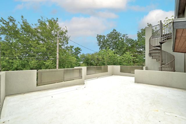 308 Terrace DR B, Austin, TX 78704