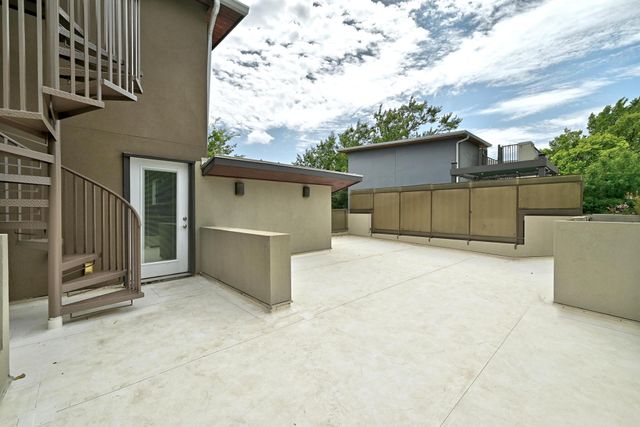 308 Terrace DR B, Austin, TX 78704