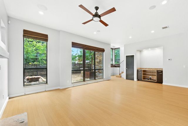 308 Terrace DR B, Austin, TX 78704