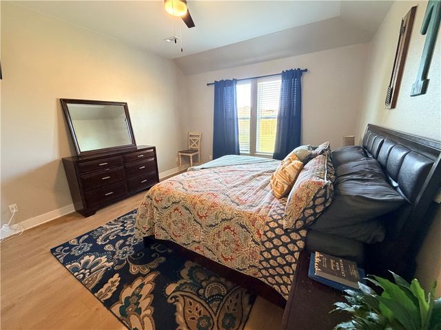 5003 E Sugarloaf Street, Siloam Springs, AR 72761