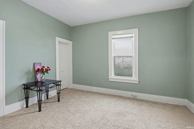 215 W Broadway Street, Mishawaka, IN 46545