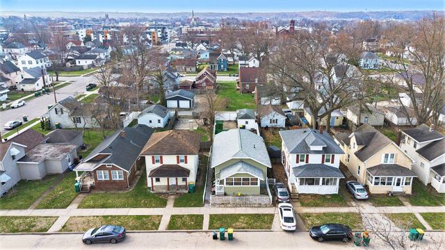 215 W Broadway Street, Mishawaka, IN 46545