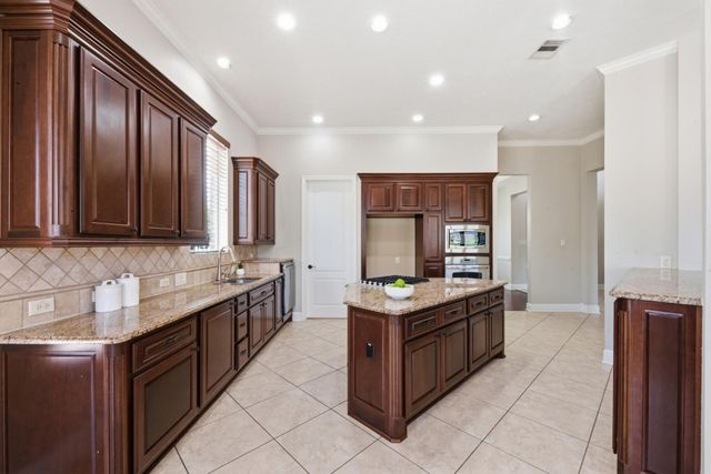 5726 Fulshear Plantation Drive, Fulshear, TX 77441