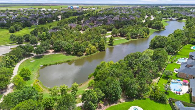 5726 Fulshear Plantation Drive, Fulshear, TX 77441
