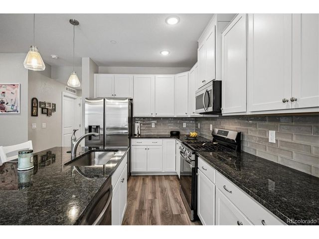 9992 W Victoria Pl 101, Littleton, CO 80127