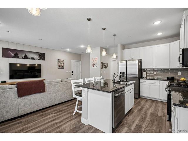 9992 W Victoria Pl 101, Littleton, CO 80127