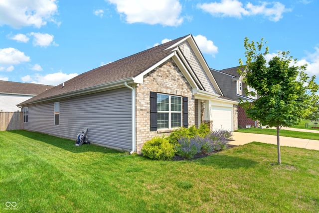 1453 Willow Tree Lane, Sheridan, IN 46069