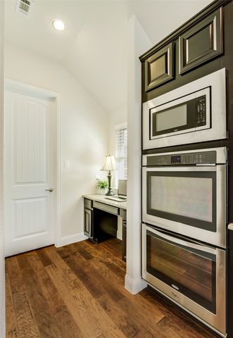 332 Chinchester Drive, Roanoke, TX 76262