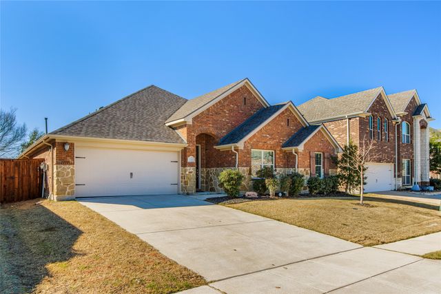 332 Chinchester Drive, Roanoke, TX 76262