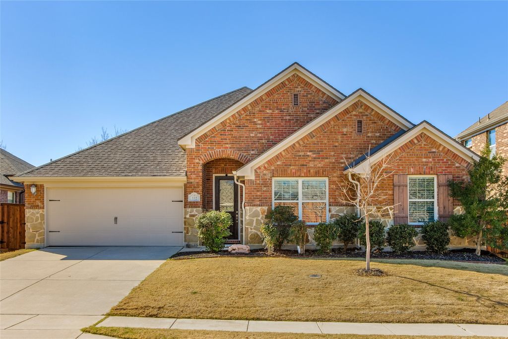 332 Chinchester Drive, Roanoke, TX 76262