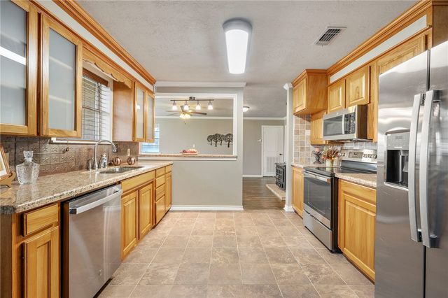 3840 Mancuso Road, Bryan, TX 77808