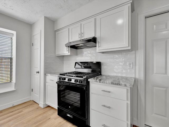 403 Elder Vista Drive, Houston, TX 77598
