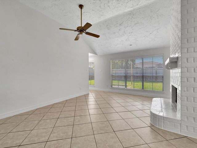 403 Elder Vista Drive, Houston, TX 77598